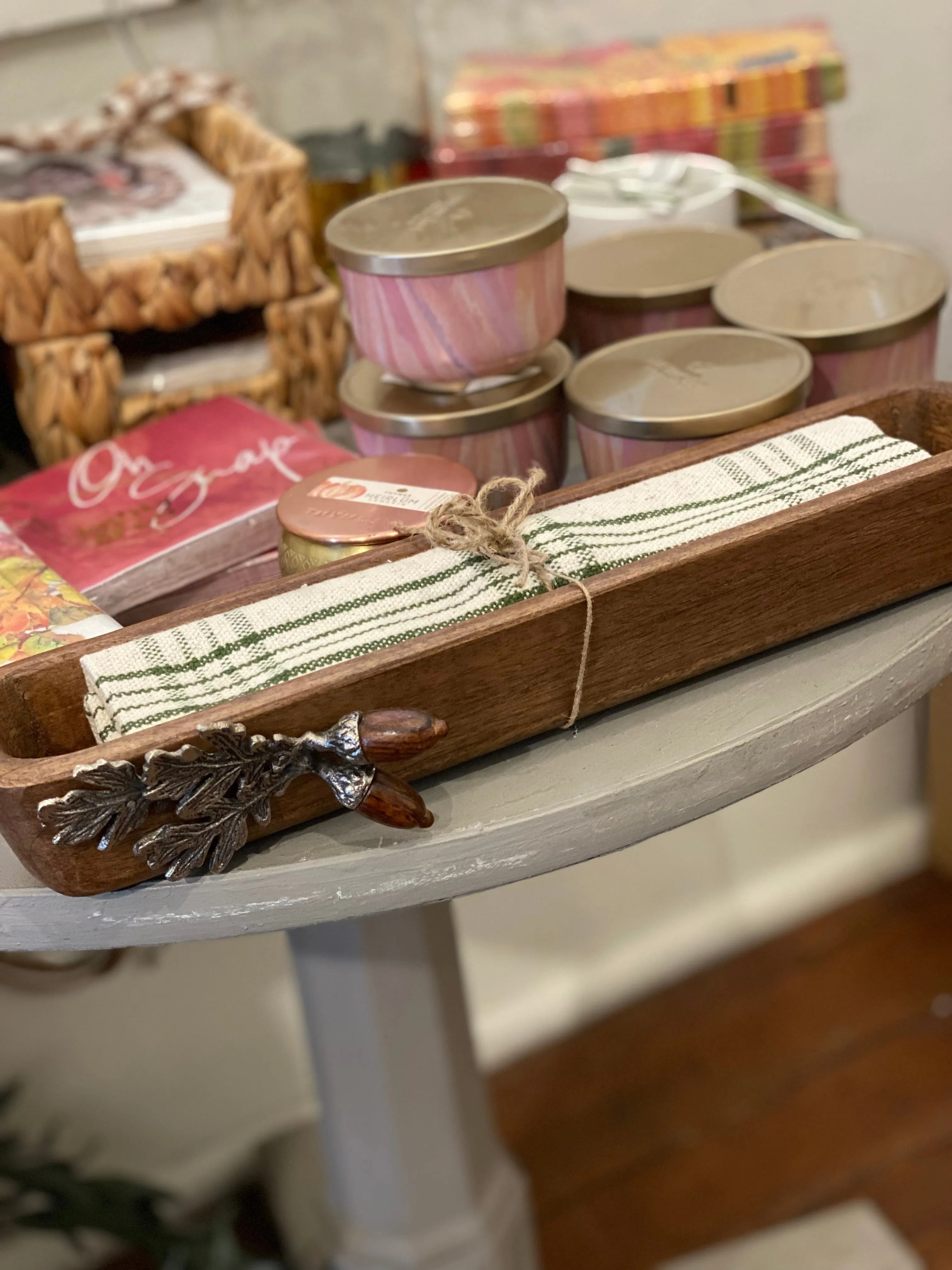 Acorn Cracker Dish Set