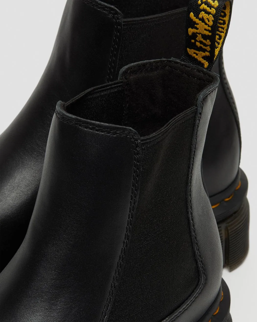 Audrick Chelsea Boot - black