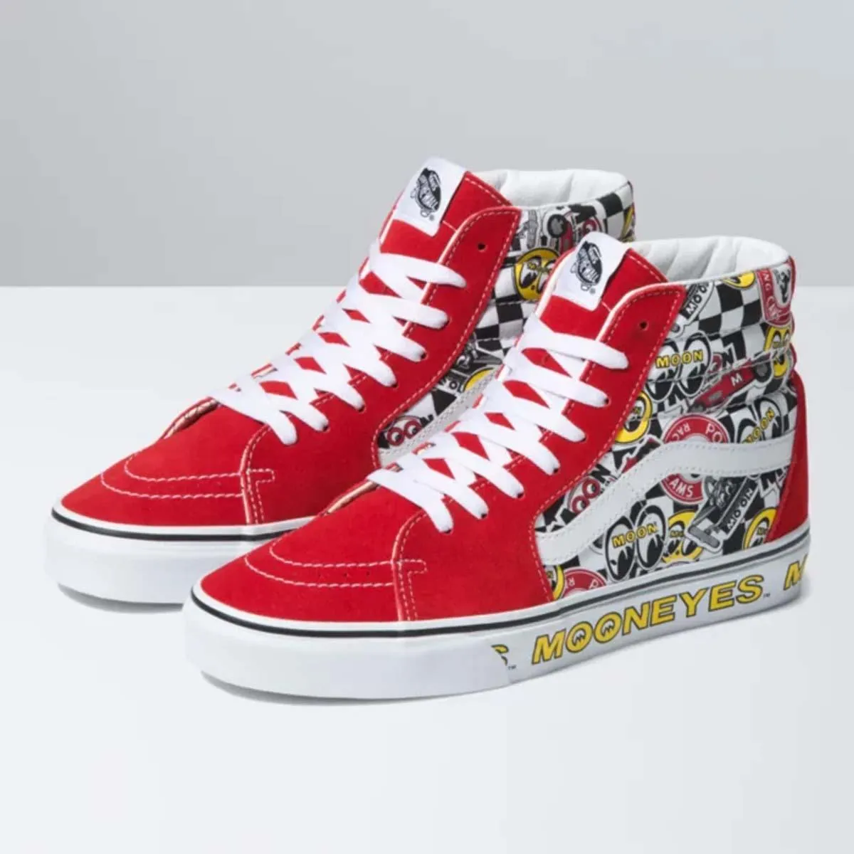   Mooneyes SK8-Hi 'Formula One'