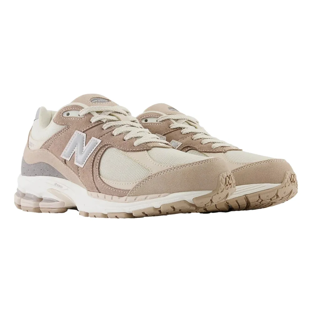 NEW BALANCE 2002R-BROWN