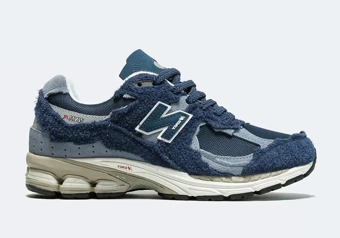 New Balance 2002R Protection Pack Navy Grey