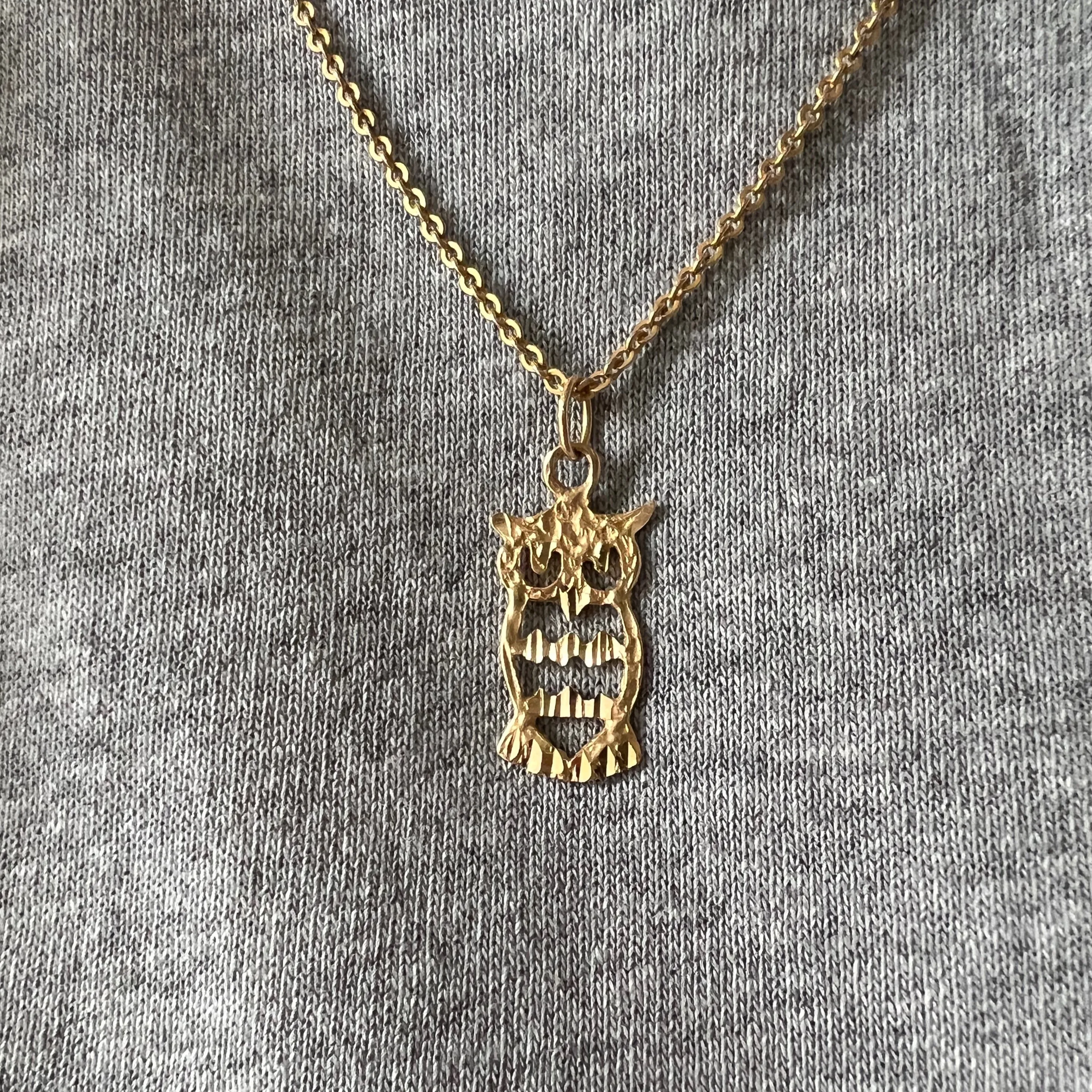 V I N T A G E // wise watcher / 14k yellow gold owl / a charm pendant