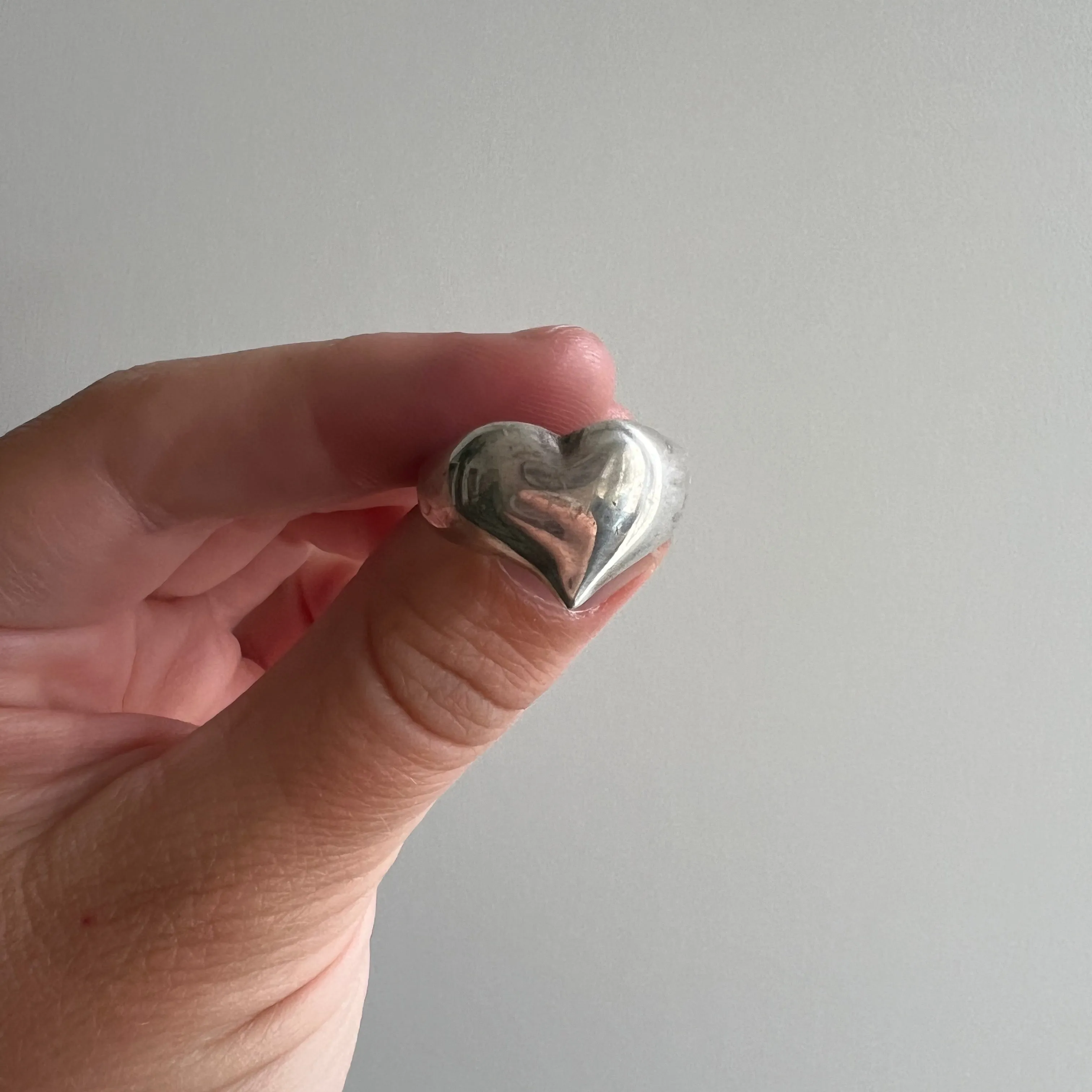 V I N T A G E // puffy love / sterling silver puffy heart ring / size 8.25