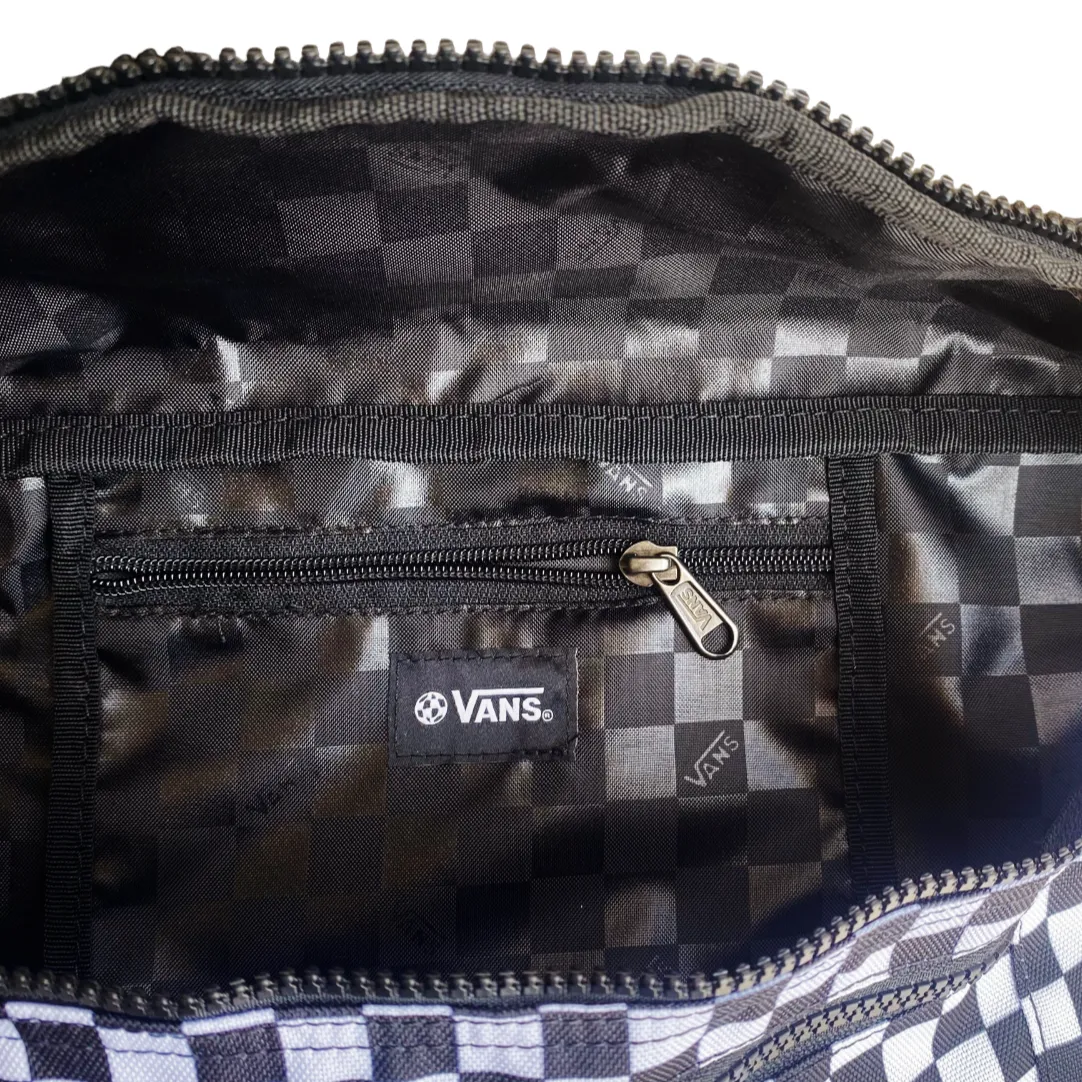 Vans Ward Cross Body Cordura Bum Bag VN0A2ZXXHU01 black-white 